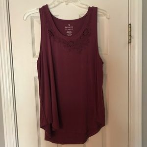 American Eagle favorite tank in maroon